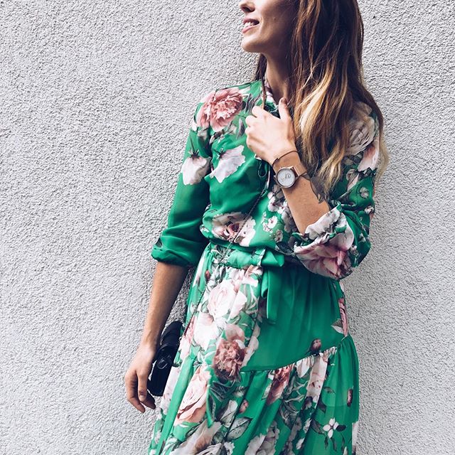 Na blogu wylądował nowy post o @derma_polska. Wszystkie ważne informacje i moje subiektywne odczucia w jednej pigułce. Często pytałyście gdzie można znaleźć te produkty, dlatego żeby Wam ułatwić wstawiłam listę miejsc. Nie ma za co 😉 Link do posta w Bio ☝️
.
.
Sukienka @lecollet ale to już chyba każdy wie 😉🙈 Jakby co to nadal obowiązuje zniżka -10% na hasło HARMONY. Enjoy! .
.
#summertime#dress#ladyindress#summervibes#wakacje2018#wakacje#lato#sukienka#summerdress#ootd#stylówka#style l#fashionstyle#fashionpost#polskadziewczyna#polskamarka Na blogu wylądował nowy post o @derma_polska. Wszystkie ważne informacje i moje subiektywne odczucia w jednej pigułce. Często pytałyście gdzie można znaleźć te produkty, dlatego żeby Wam ułatwić wstawiłam listę miejsc. Nie ma za co 😉 Link do posta w Bio ☝️
.
.
Sukienka @lecollet ale to już chyba każdy wie 😉🙈 Jakby co to nadal obowiązuje zniżka -10% na hasło HARMONY. Enjoy! .
.
#summertime#dress#ladyindress#summervibes#wakacje2018#wakacje#lato#sukienka#summerdress#ootd#stylówka#style l#fashionstyle#fashionpost#polskadziewczyna#polskamarka